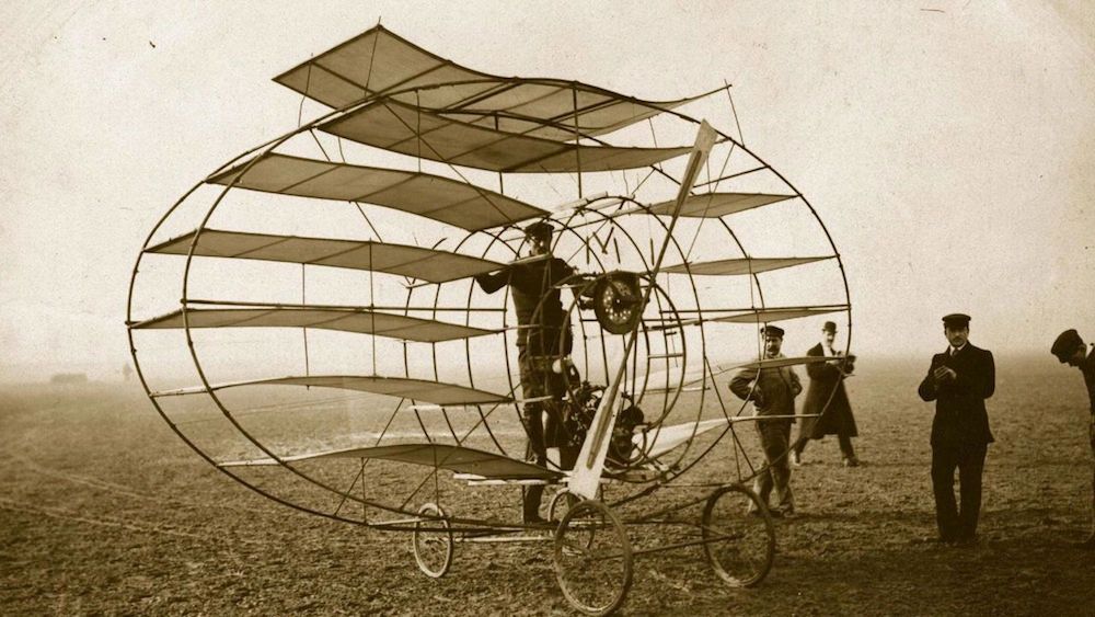 Before the Airplane: Failed Flying Machines and Early Experiments